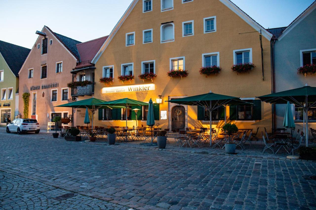 Altstadthotel Brauereigasthof Winkler Berching Exterior foto