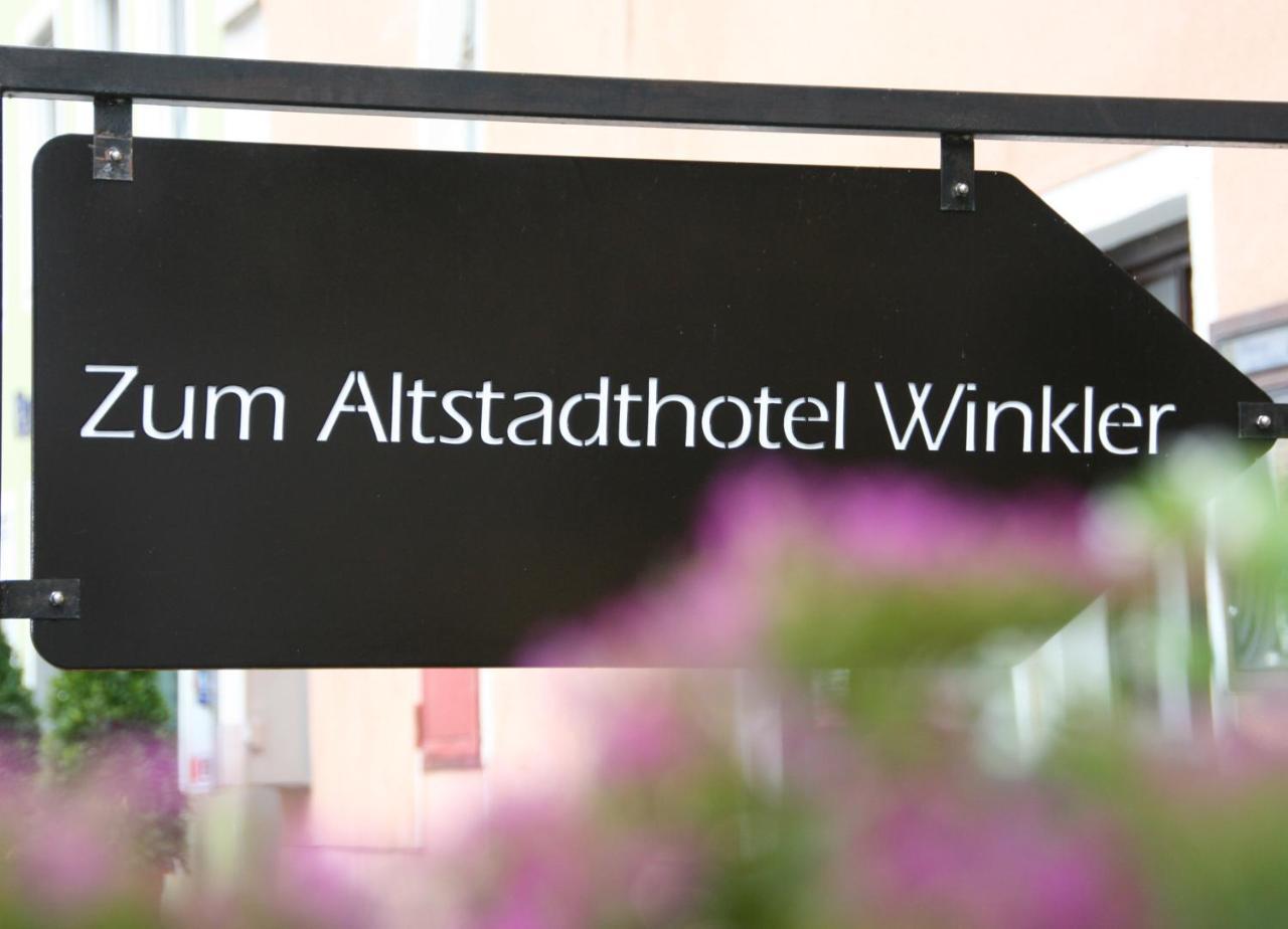 Altstadthotel Brauereigasthof Winkler Berching Exterior foto